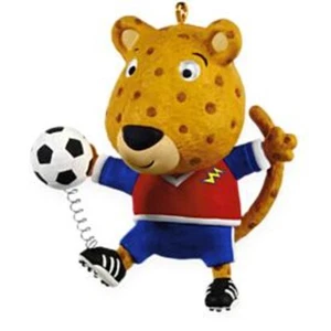 2009 Hallmark Ornament ~ Soccer Is A Kick ~ Tigger ~ QXG6735 NIB - Picture 1 of 1