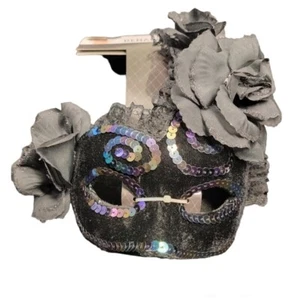 Adults Black Velvet Gothic Renaissance Masquerade Mask NWT - Picture 1 of 3