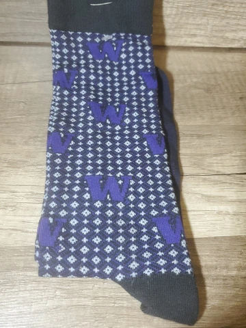 Washington Huskies NCAA Socks Large 10-13 SOCKS Cover