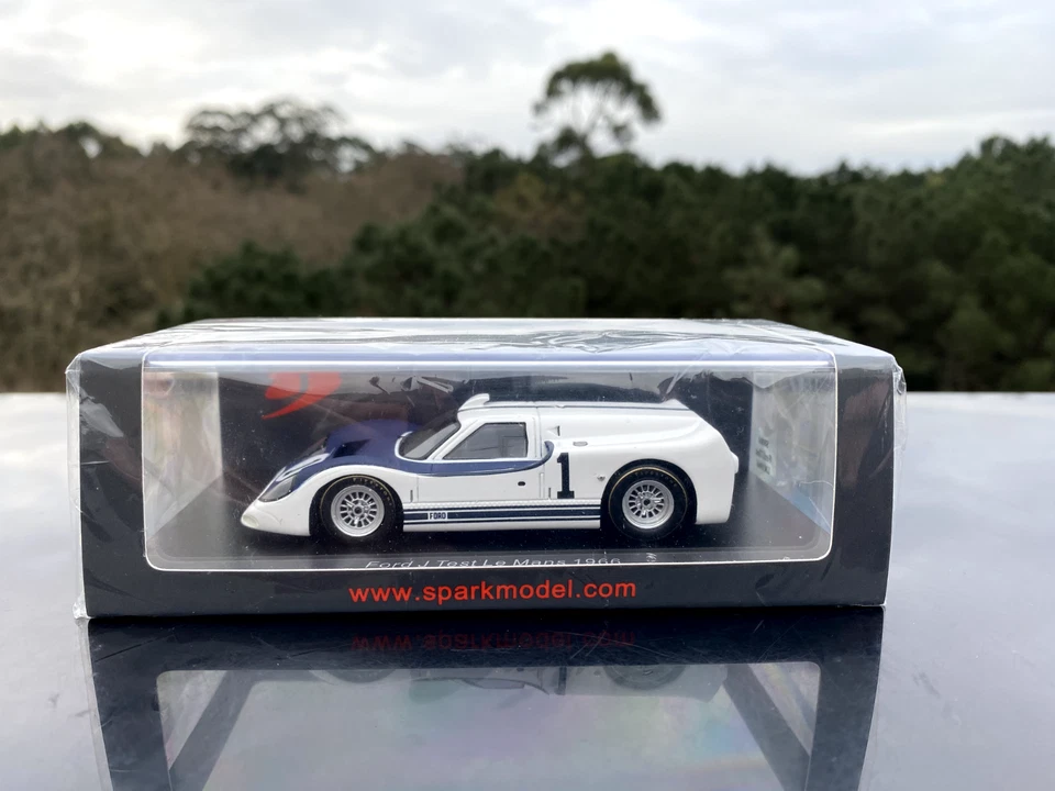 Spark S8084, Ford J, Le Mans 1966, Bruce McLaren, 1:43 - Photo 1/2