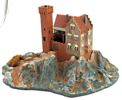 Faller N Schloss Burg mit Innenhof auf Berg - Bild 1 von 4