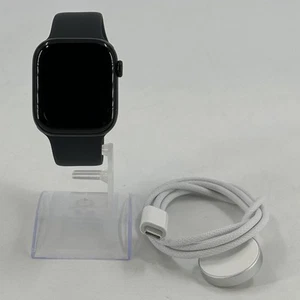 Apple Watch (seria 9) 45mm niebieski aluminium (GPS) z czarnym sportowym - bardzo dobry - Zdjęcie 1 z 5