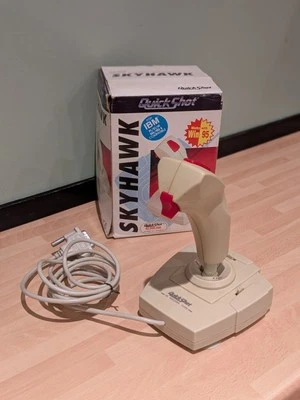 Retro PC Joysick. Quickshot Skyhawk White Controller - Bild 1 von 2