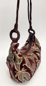 MAXX NEW YORK Embroidered Brocade Ruby Gold Tapestry Purse Shoulder Bag $165 - Bild 1 von 20