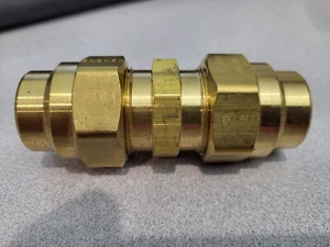 Tramec Sloan S362RB-8 Air Brake Fitting   1/2 Inch Hose Union / FREE SHIPPING!!! - Picture 1 of 2