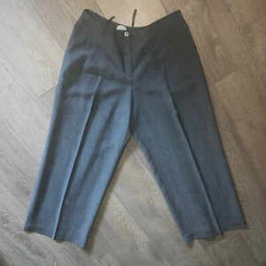 Louis Feraud women's wide leg  dress pants Sz. 10. US. Gray. GPC. - Picture 1 of 9