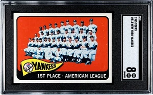 1965 Topps Baseball #513 New York Yankees Team SGC 8 NRMT/MT - Bild 1 von 2