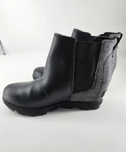 Sorel Boots Youth 3 Joan of Arctic Wedge II Chelsea Black Leather Waterproof - Picture 1 of 9