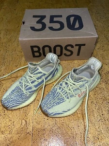 Adidas Yeezy Boost 350 V2 B37572 giallo semi congelato - EU 40 2/3 US 7,5 - Foto 1 di 9