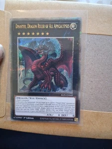 Yugioh Katastrophe, Drachenherrscher aller Apokalypsen (ALIN-DE049) Vierteljahrhundert NM - Bild 1 von 2