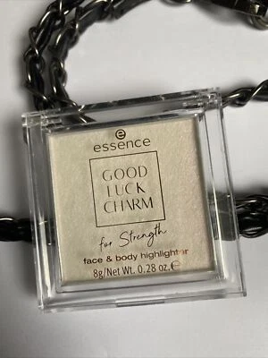 essence GOOD LUCK CHARM for Strength face & body highlighter 8g - Bild 1 von 3