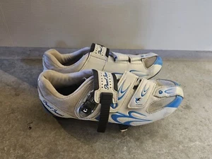 Pearl Izumi Race Road Cycling Womens Shoes White Silver Blue EU 40 - Picture 1 of 4