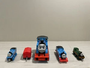Thomas & Friends Take N Play Along  Train 5 piece Lot, Variety - Picture 1 of 4