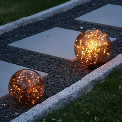 LED Kugel mit Drahtlichterkette Gartenleuchte stehend Rauchglasoptik 25cm Außen - Bild 1 von 4