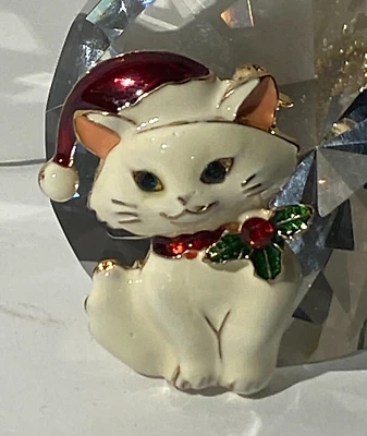 BETSEY JOHNSON ADORABLE WHITE ENAMEL CHRISTMAS KITTY CAT WITH STOCKING CAP PIN - Image 1 of 4