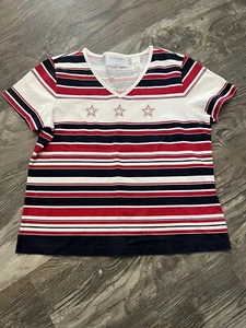 Patriotic Villager Sport Petite A Liz Claiborne Co. Women’s Short Sleeve Shirt L - Picture 1 of 3