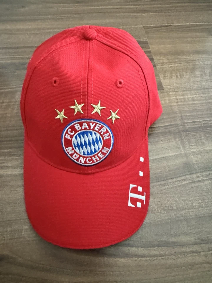 FC Bayern München Baseballcap rot Neu - Bild 1 von 3