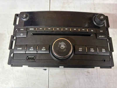 Chevrolet Cobalt y Pontiac G5 2009 2010 radio de audio AM FM AUX reproductor de discos CD fabricante de equipos originales Foto 1 de 4