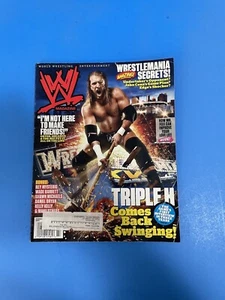 WWE WRESTLING MAGAZINE FEBRUARY 2011 TRIPLE H DANIEL BRYAN WRESTLING MAGAZINE. - Imagen 1 de 3