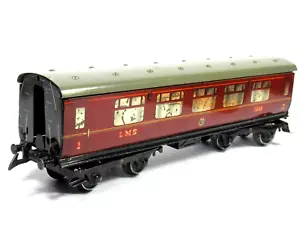 HORNBY '0' GAUGE MODEL No.2 LMS 1937 COMPOSITE CORRIDOR COACH - Picture 1 of 15