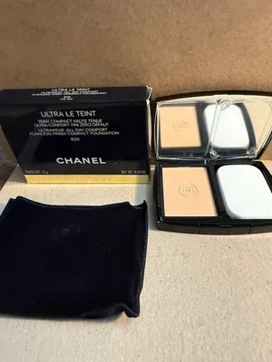Chanel Ultra Le Teint Ultrawear All day Comfort Flawless Finish Foundation B30 - Image 1 of 4