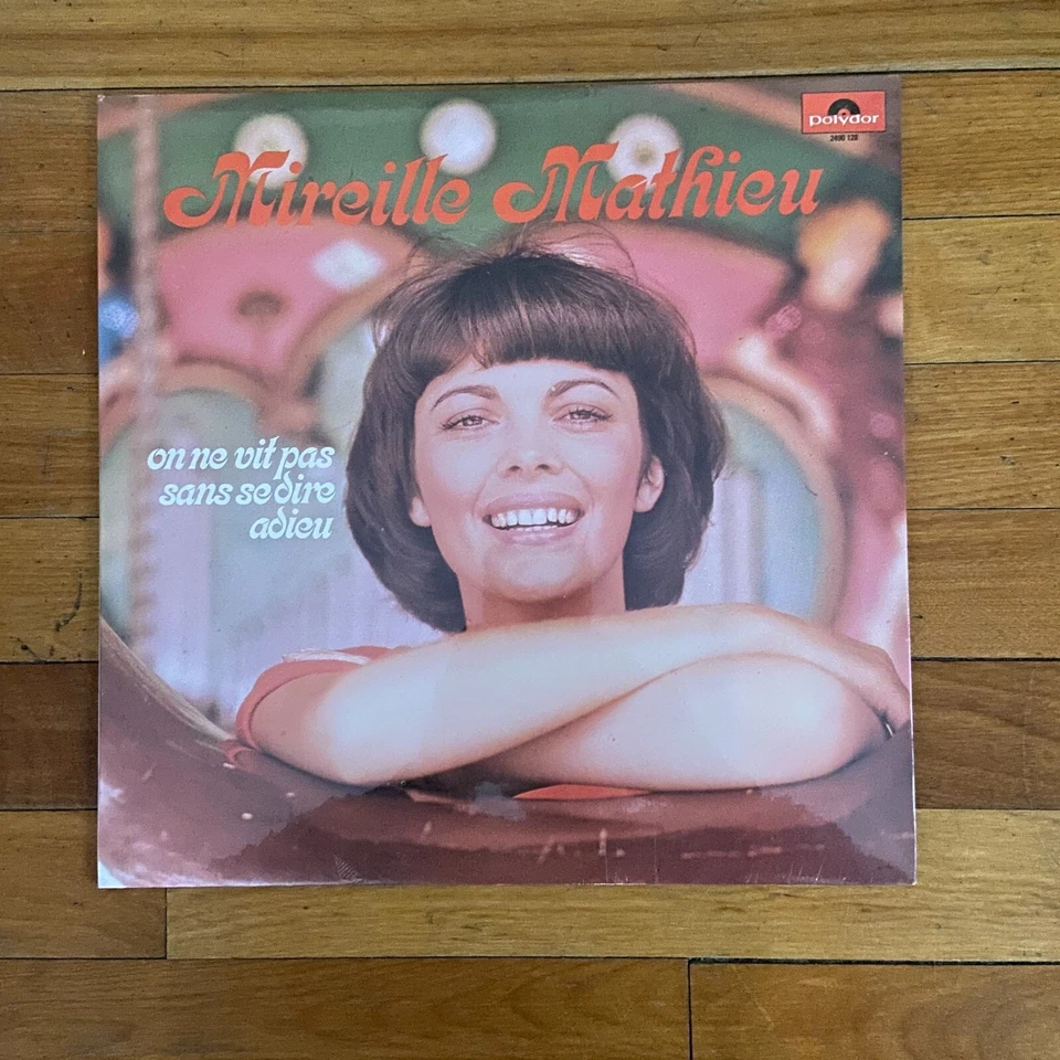 Mireille Mathieu on ne vit pas sans se dire adieu Vinyl LP Polydor 2490 128 - Image 1 of 2