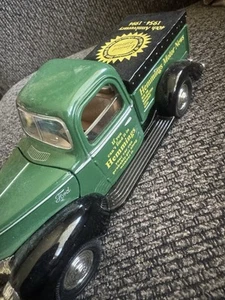 1940 FORD Pickup Delivery Truck 1/28 Coin Bank Liberty Classics Green Die Cast - Picture 1 of 12