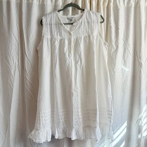 Womens White Eyelet Cotton Sleeveless Nightgown Victorian Style Ruffle Sz L - Picture 1 of 9