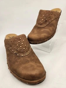 Sofft Light Brown Leather Studded Mule Clogs 2.5" Heel style # 1009515 8.5 M - Picture 1 of 7