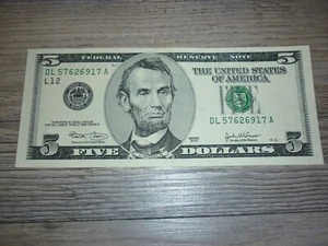 SERIES 2003 $5 DOLLAR BILL FEDERAL RESERVE NOTE - Picture 1 of 2