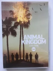 ANIMAL KINGDOM Season 1 FYC DVD + Hand Signed Card JOHN WELLS & JONATHAN LISCO - Picture 1 of 6