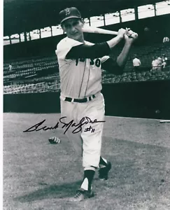 FRANK MALZONE BOSTON RED SOX ACTION SIGNED 8x10 - Picture 1 of 1