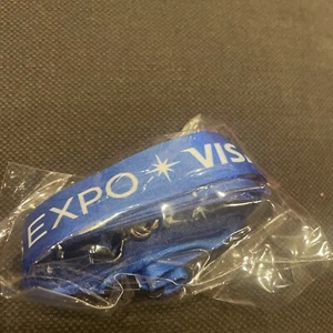 Cordón D23 Disney Expo 2022. Disney 100. Exclusivo, azul, limitado - Imagen 1 de 5