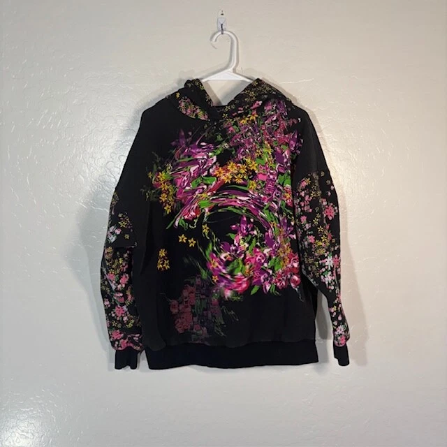 Sudadera con Capucha Desigual Para Mujer Pequeña Arte Floral Negra Multi Pullover Foto 1 de 4