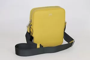Bolso de Hombro HUGO BOSS, Mod. Signature_NS, amarillo brillante, hecho en Italia - Imagen 1 de 8