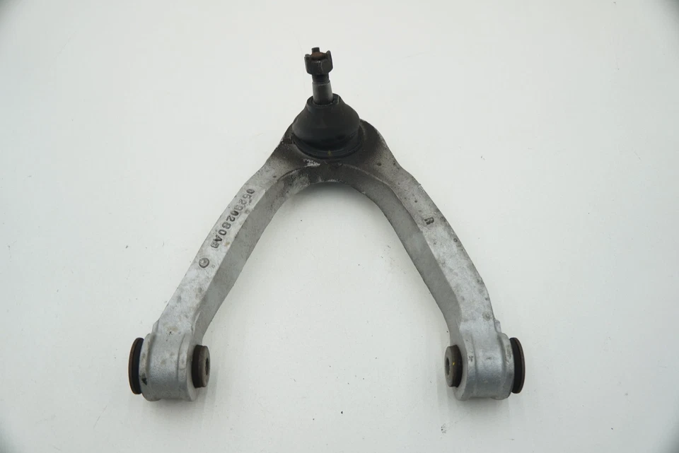 Brazo de control superior derecho suspensión delantera Wishbone 5290276AE Dodge Viper 2003-10 Foto 1 de 4