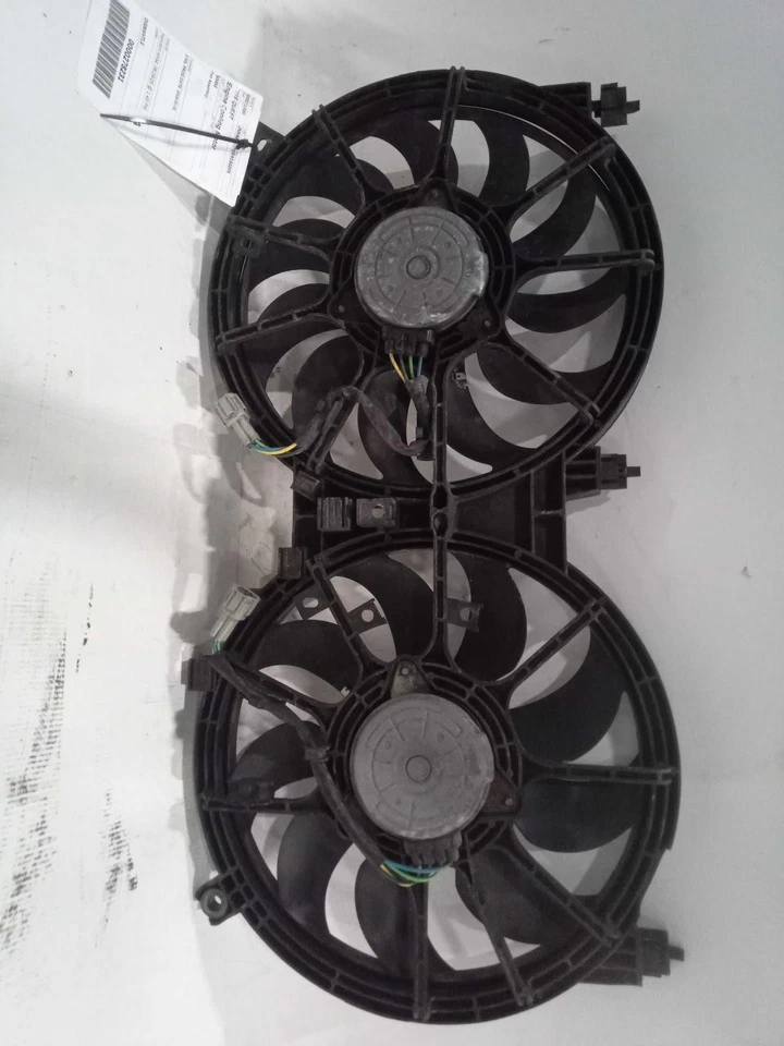 2016 Nissan Quest Engine Cooling Fan Motor OEM Silver 141K Miles NJ25-21086 Foto 1 de 3