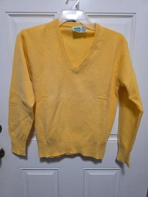 Suéter Benelion Talla Grande Hecho en Italia Cuello en V Lana Foto 1 de 4