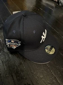 New York Yankees NewEra 2000 WorldSeries Cooperstown Navy 5950 Fitted SIZE 7 3/8 - Picture 1 of 5