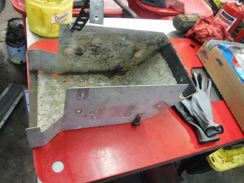 Kawasaki 440 L/C LTD 1980 invasor piezas de nieve: jaula de radiador Foto 1 de 1