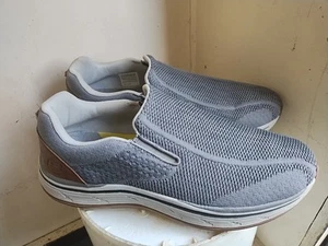 Skechers Relaxed Fit Air Cooled Memory Foam GogaMat Arch 204376 Mens Sz 11.5 - Picture 1 of 24