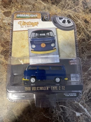 Coches publicitarios vintage Greenlight Collectibles S10 1968 Volkswagen tipo 2 T2 en azul Foto 1 de 3