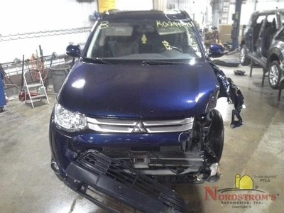 2015 Mitsubishi Outlander Windshield Wiper Transmission - Image 1 of 4