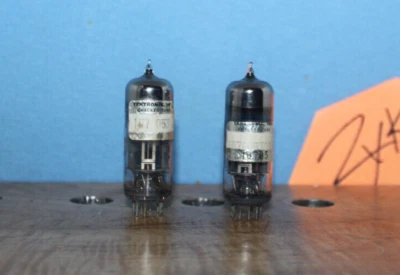 Tubos de radio 12BY7A 12BY7 RCA Tektronix pegatinas prueba 110 103 par emparejado Foto 1 de 3