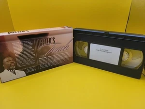 TD Jakes - VHS-Kassette - The Weaping Priest - The Potter's Touch - Bild 1 von 2