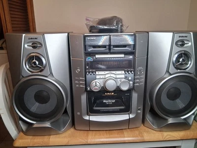 Sony MHC-M100 Stereo  System 50+1 CD Changer & 2 Tape, Play Well See Description - Image 1 of 4