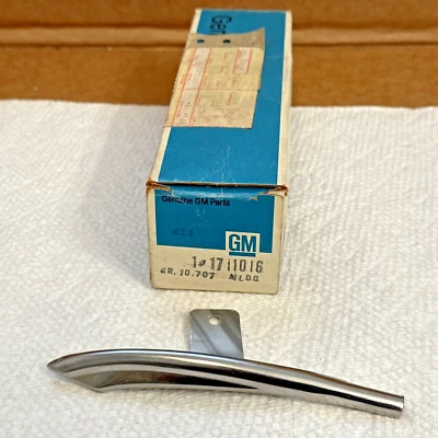 НОВЫЙ ИЗ СТАРЫХ ЗАПАСОВ 1711016 -- 1976 1977 OLDSMOBILE CUTLASS BUICK REGAL RH ДВЕРНОЙ РЕМЕНЬ МОЛДИНГ - Изображение 1 из 4