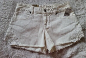 Ralph Lauren Girls 16 Off White Denim embroidery on sides cut off shorts  - Picture 1 of 4