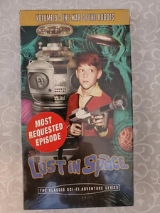 Lost in Space Vol. 9 VHS Factory Sealed War of the Robots Lockhart Guy Williams - Picture 1 of 2