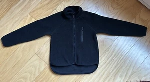 H&M Kid’s Black Fleece Zip Up Jacket. Size 5T/6 (4-6Y) - Picture 1 of 5